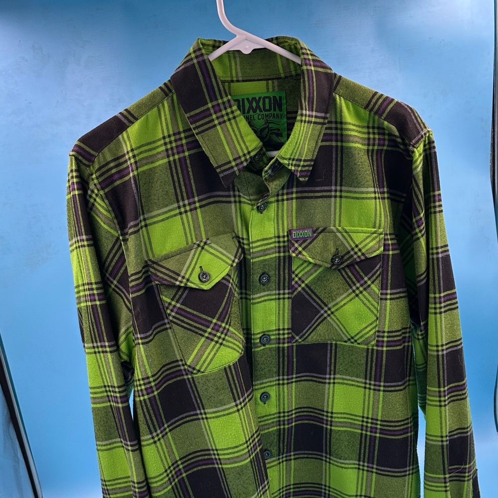 DIXXON Men's Vibrant Green and Black Plaid Shirt